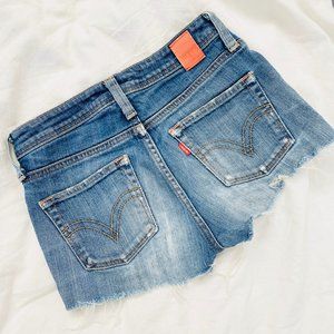 VTG Levi's Mid Rise Denim Shorts 24